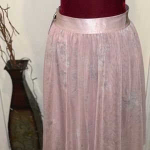 Express Pink Tulle floral skirt, size medium